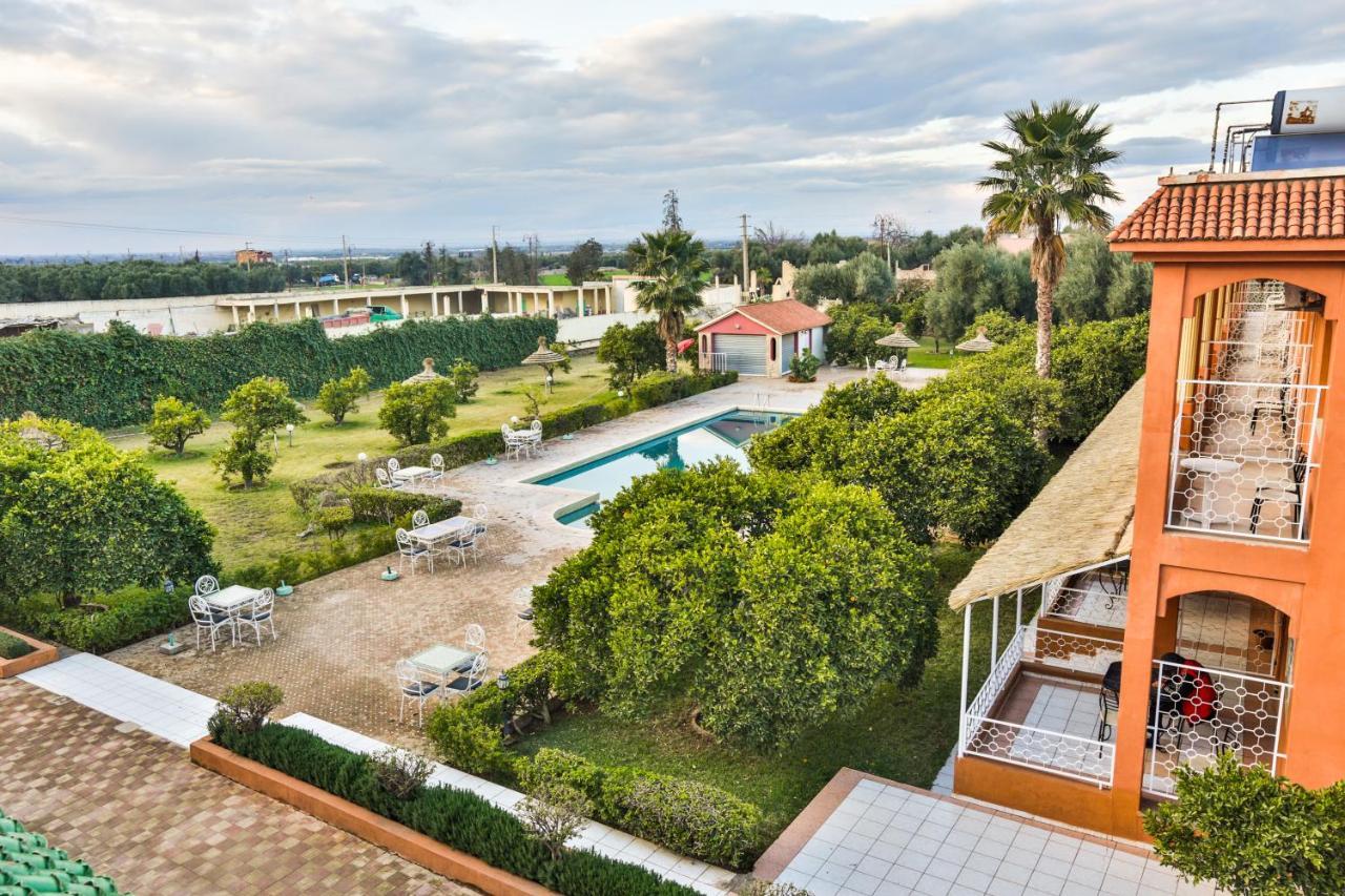 Complexe El Bassatine Hotel Beni Mellal Exterior photo