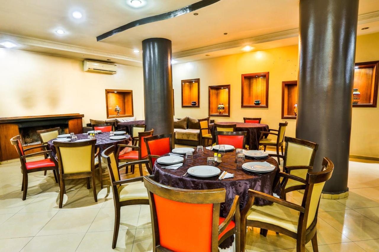 Complexe El Bassatine Hotel Beni Mellal Exterior photo