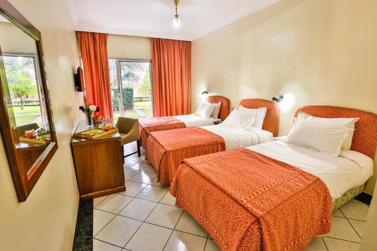 Complexe El Bassatine Hotel Beni Mellal Exterior photo